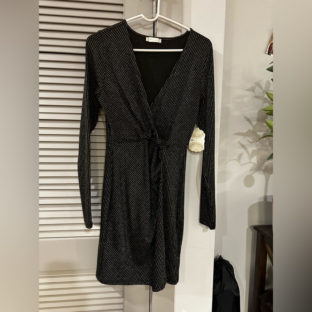 Altar'd State Black and Gold Long Sleeve Dress